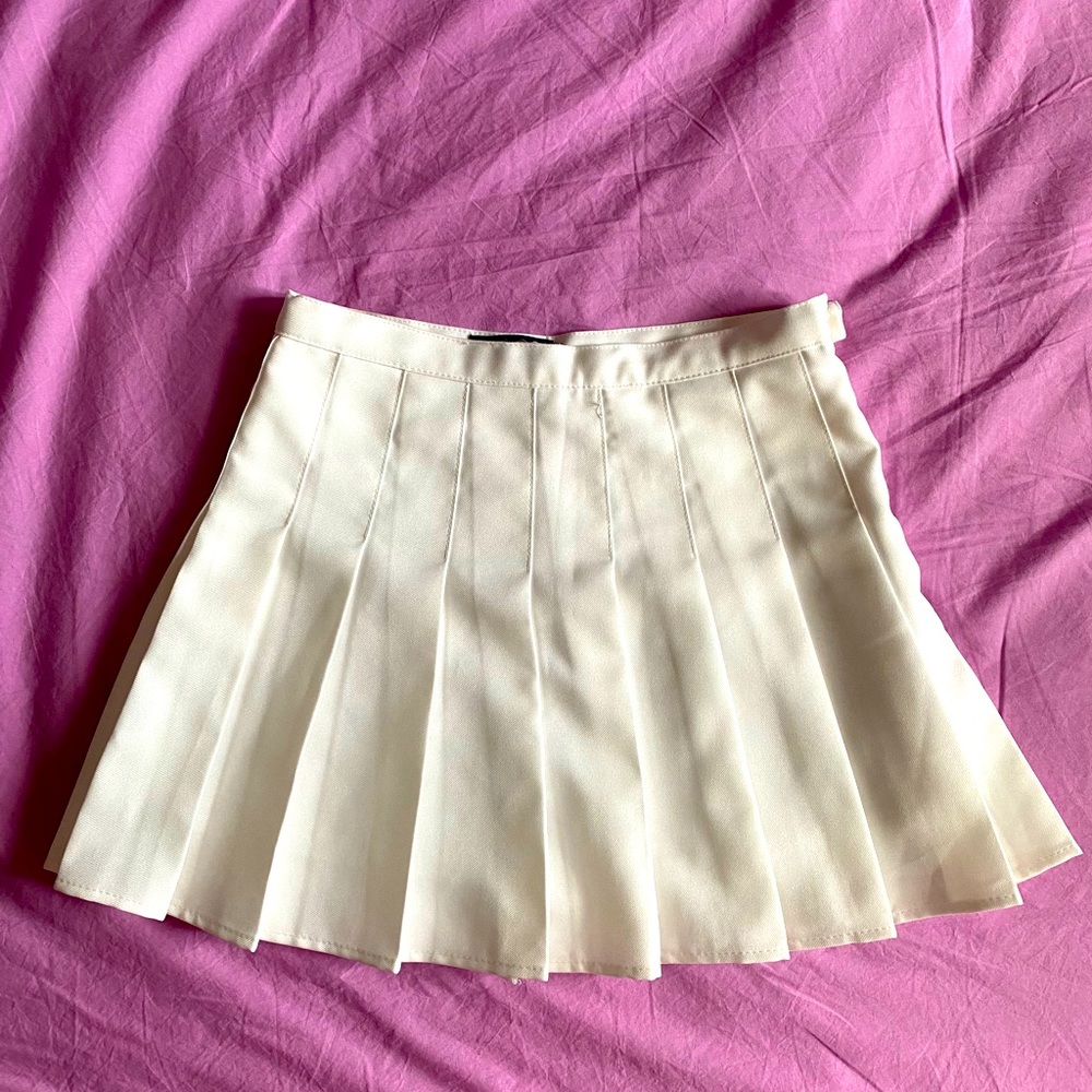 White tennis skirt size 2